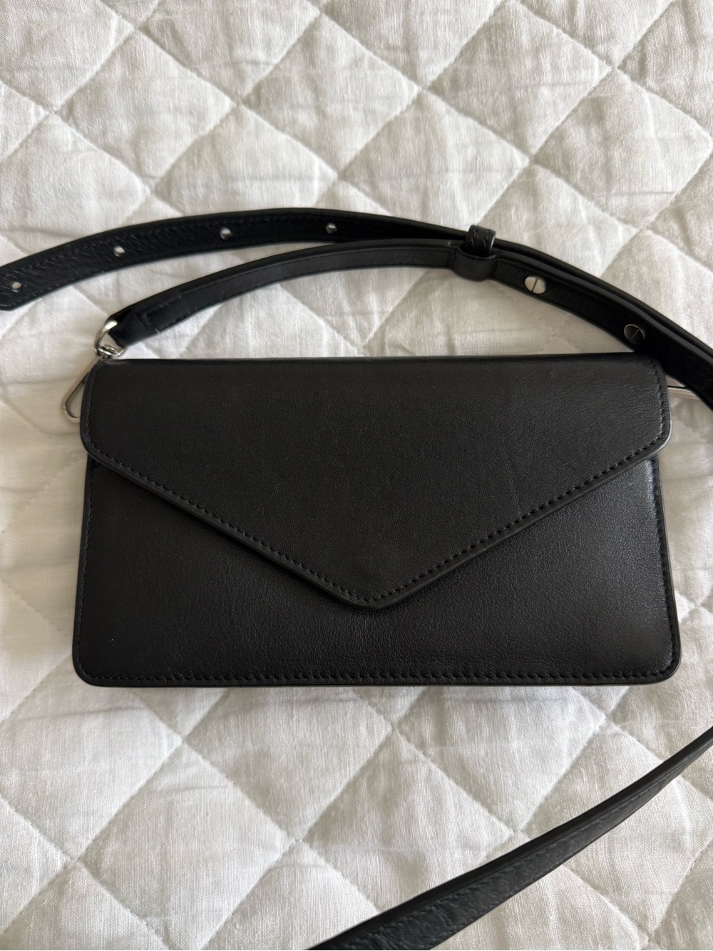 Leatherology Small Willow Envelope Crossbody - Black - Picture 5 of 9
